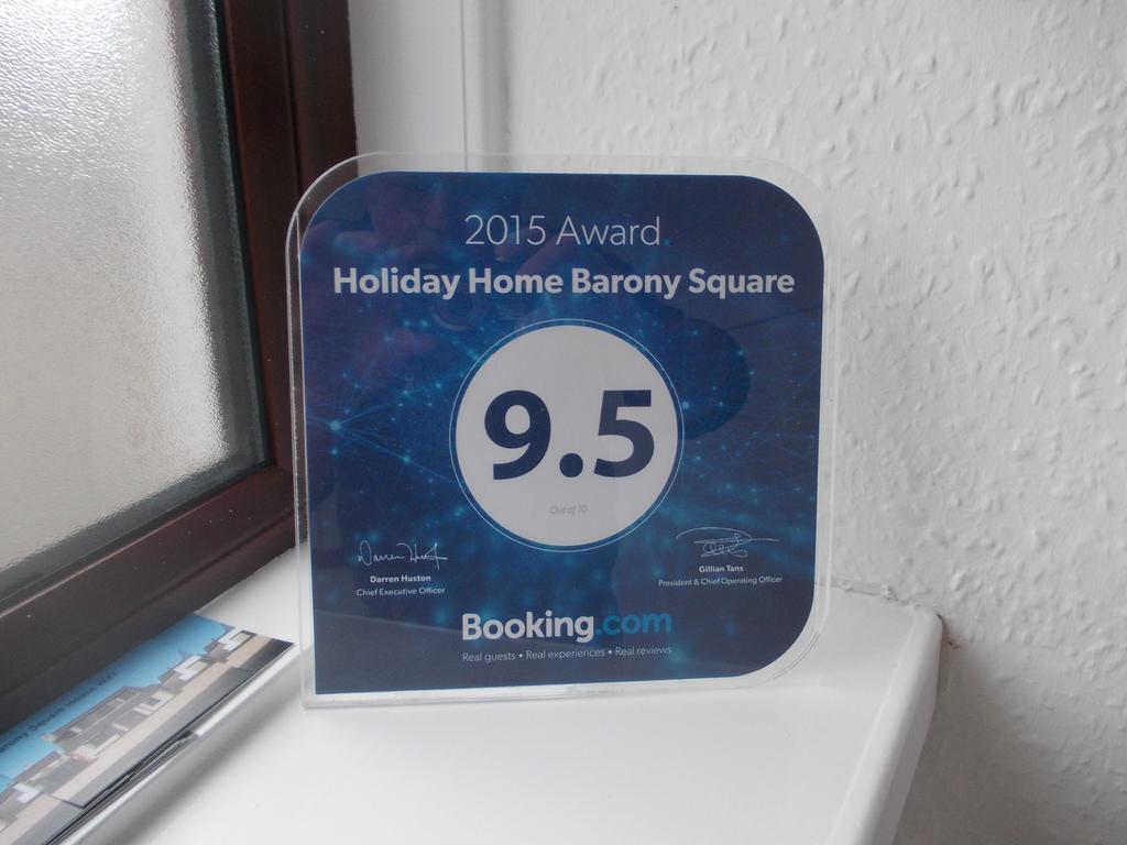 Stornoway Self-Catering Barony Square Villa Exterior foto
